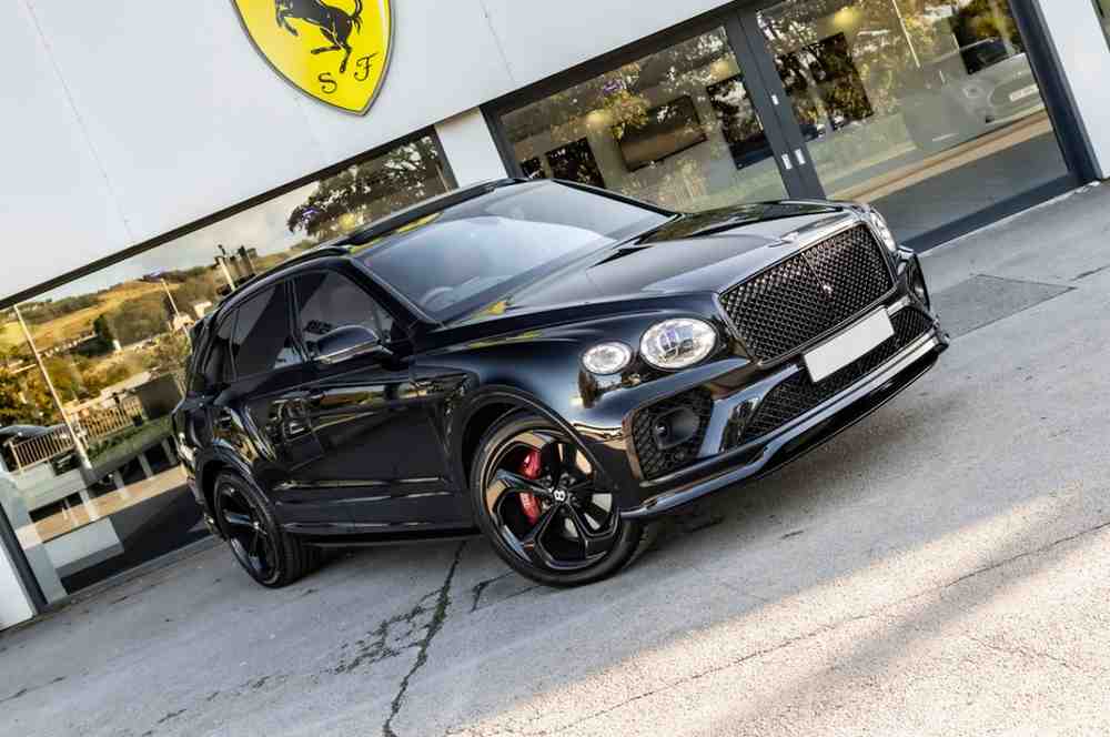 luxury executive car hire with chauffeur