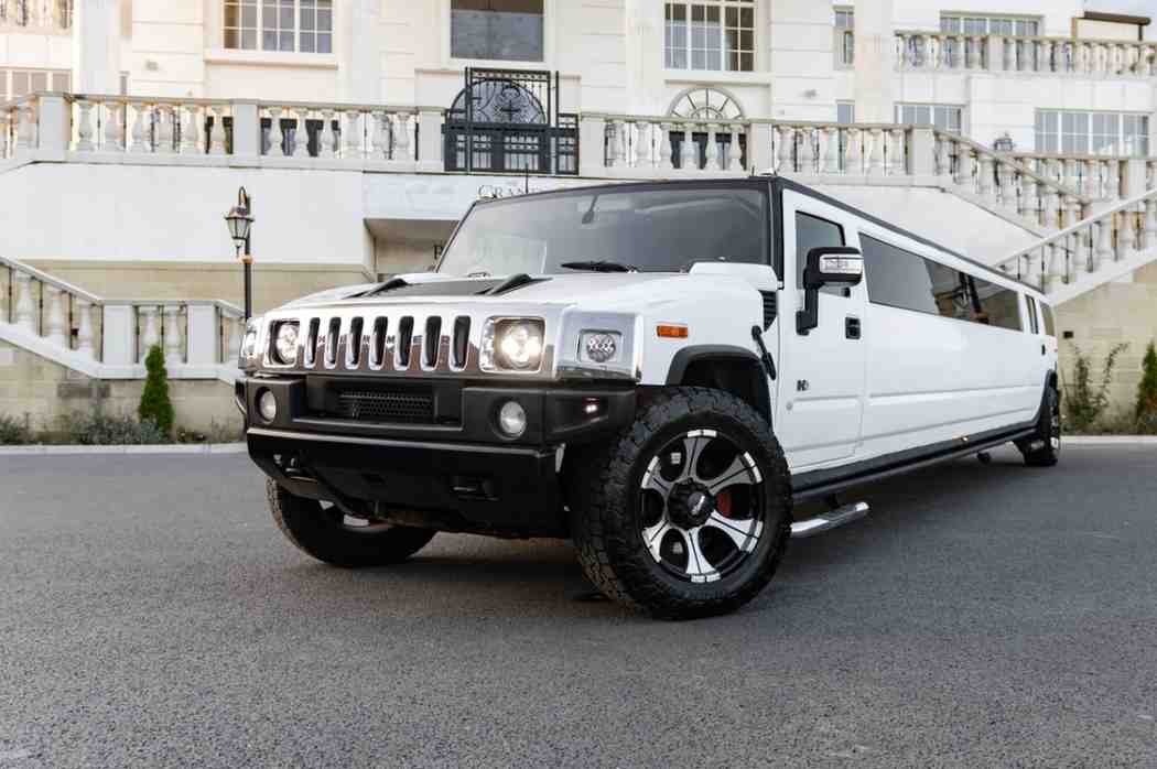 luxury limousine hire service in Huddersfield