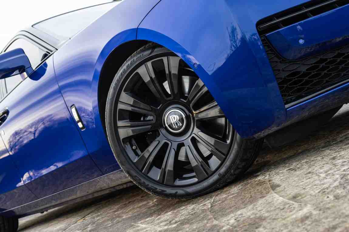 Elegant Rolls Royce hire in Halifax for special occasions
