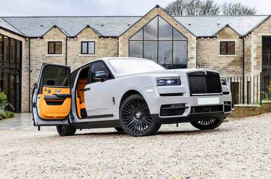 Elegant Rolls Royce wedding car hire in Pudsey