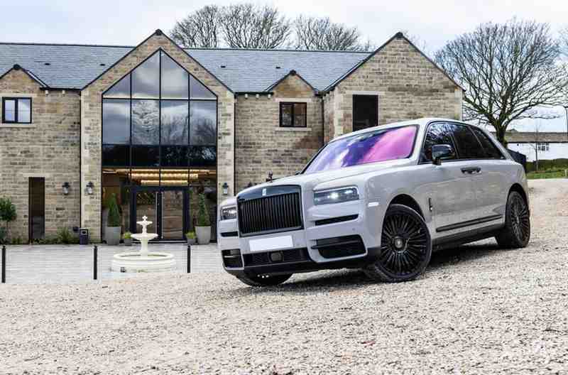 Rolls Royce hire Pudsey for executive and wedding use