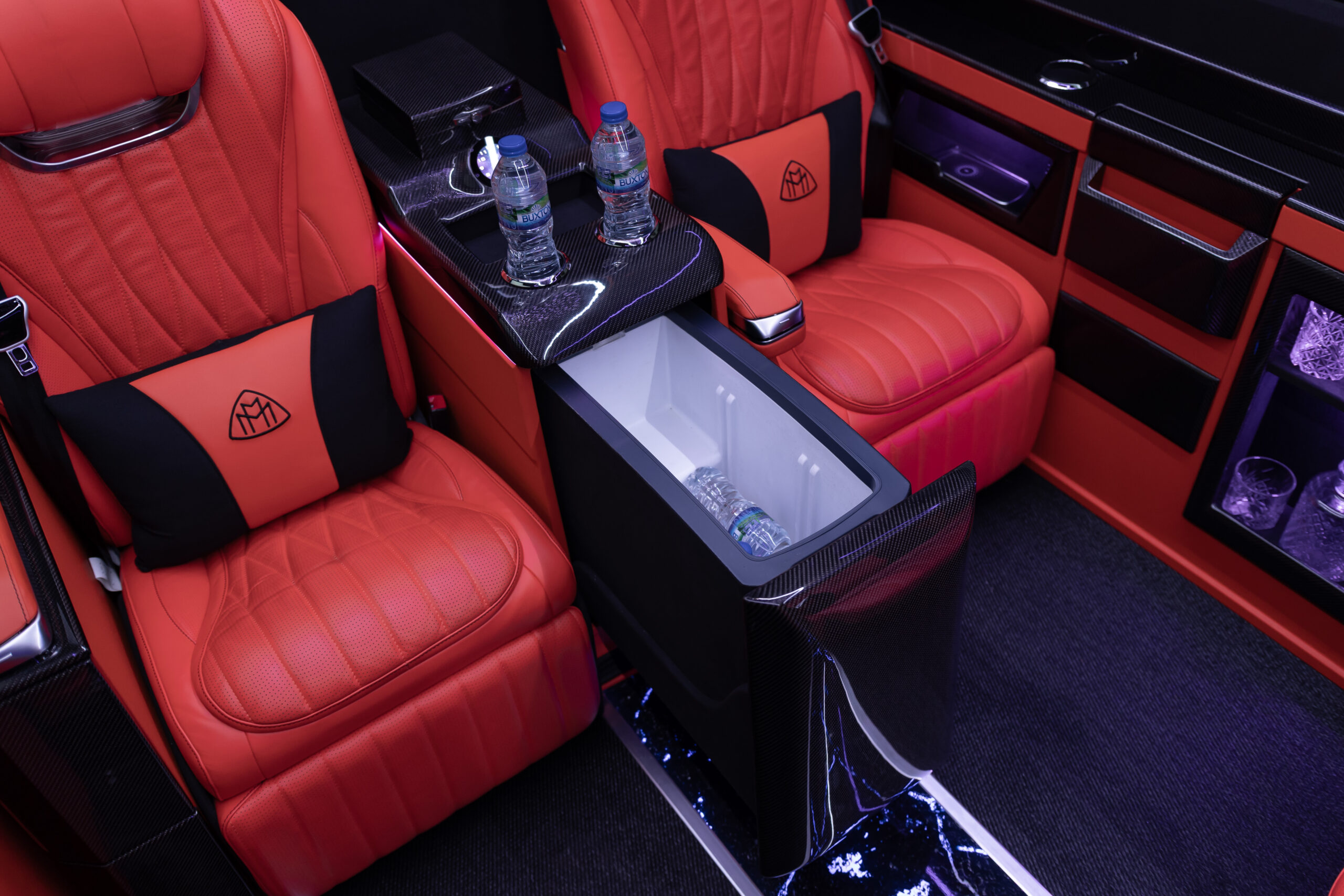 Mercedes Benz Maybach Oasis Limousines Status Photography_0011_003A4075